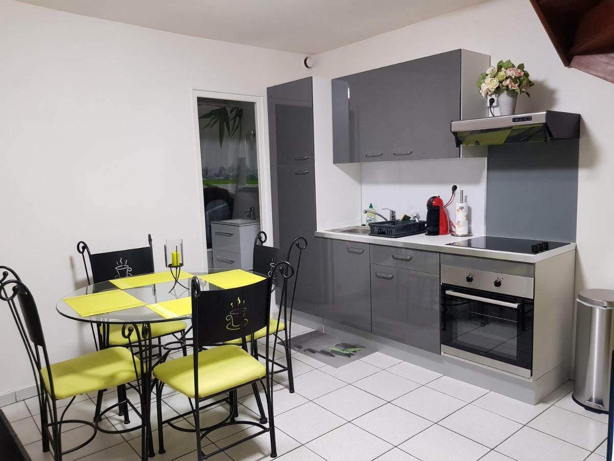 Apartamento Mas Des Sources Boissy-sous-Saint-Yon Exterior foto