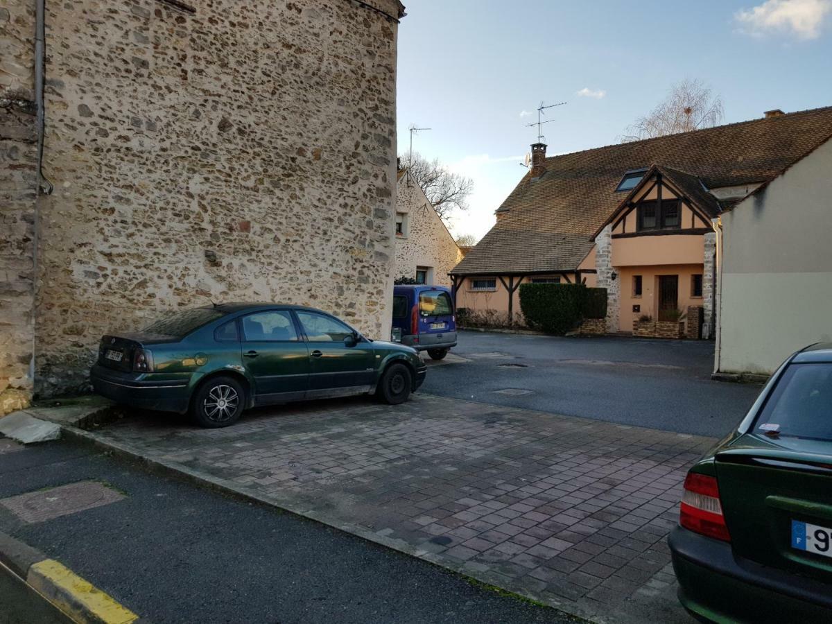 Apartamento Mas Des Sources Boissy-sous-Saint-Yon Exterior foto
